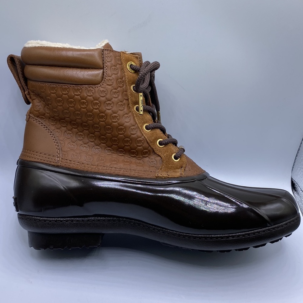Michael Michael Kors Easton Lace-up Duck Boot Size 10 - Picture 6 of 13